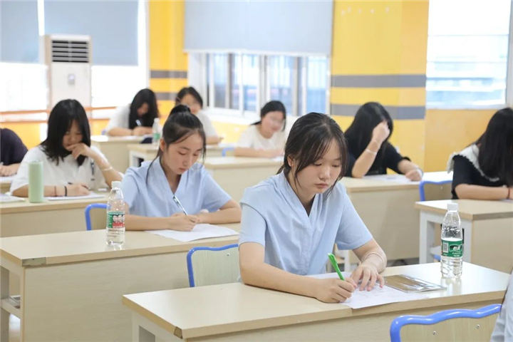 初中生都职教怎么样？