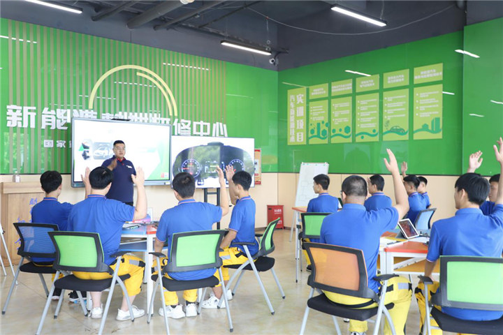 河北万通技工学校