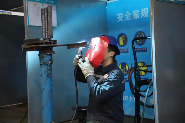 学焊接一般要学多久？