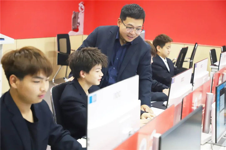 河北万通技工学校