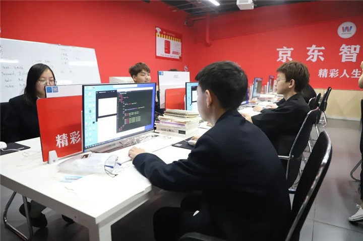 河北万通技工学校