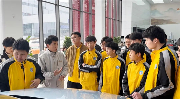 河北万通技工学校